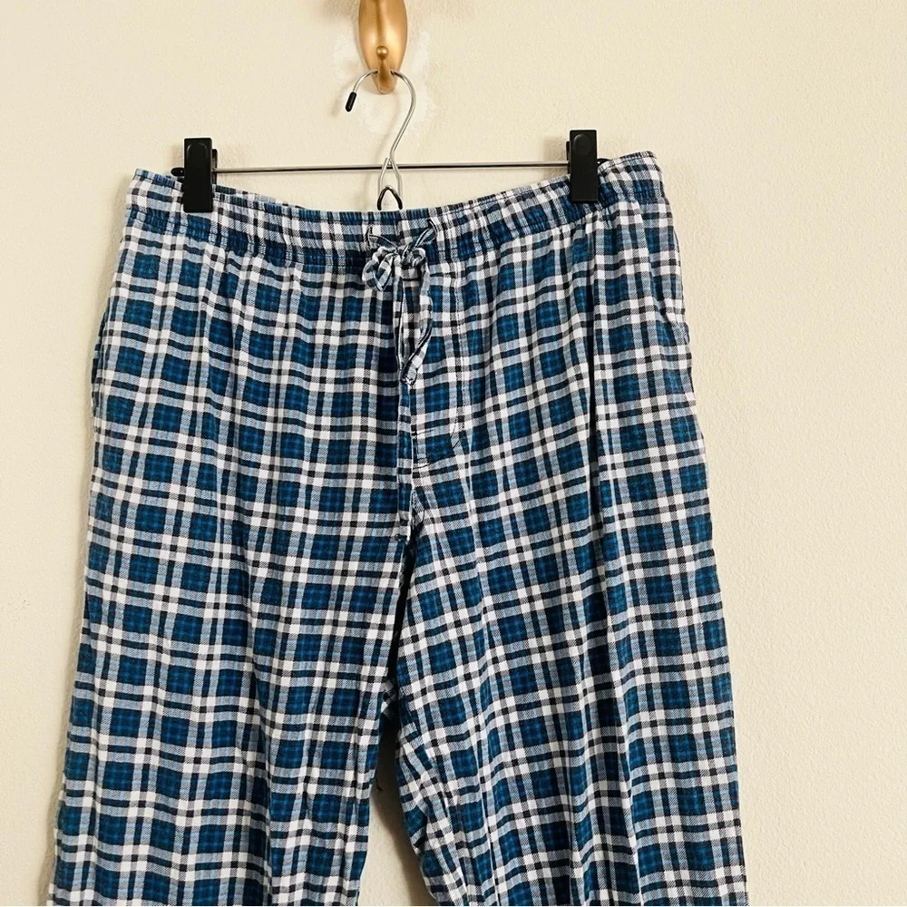 Croft & Barrow Men's Gray and Blue/White Checkered Lounge Pants Med - Set of 2